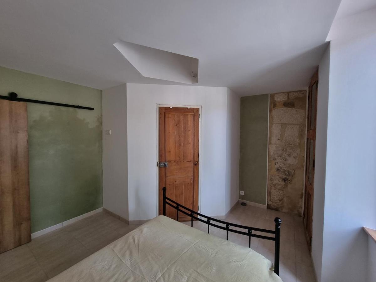 Dans Maison De Maitre, Appartement Independant. Montfrin Εξωτερικό φωτογραφία