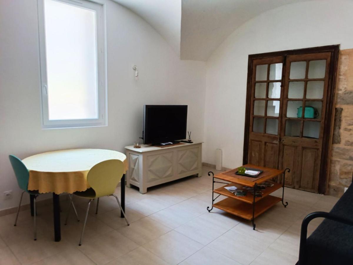 Dans Maison De Maitre, Appartement Independant. Montfrin Εξωτερικό φωτογραφία